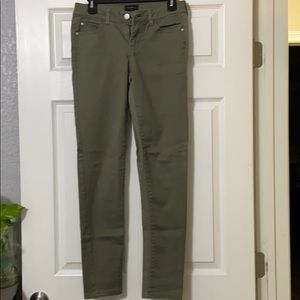 Skinny jeans